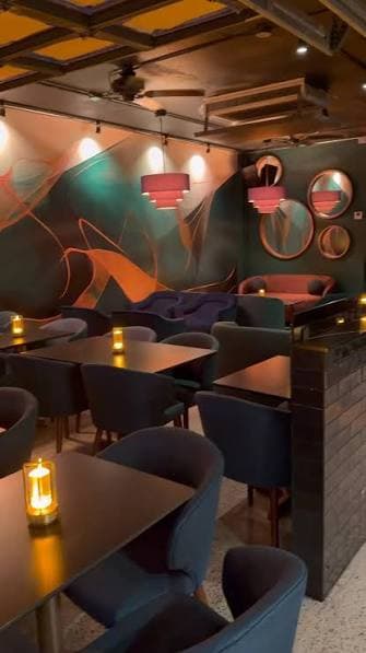 Lounge in Wilton Manors